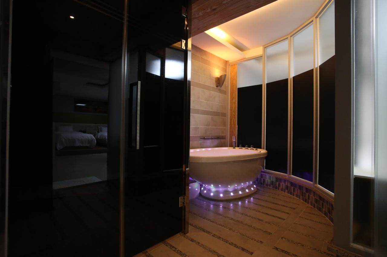 Opera 21 Hotel Jeonju Extérieur photo